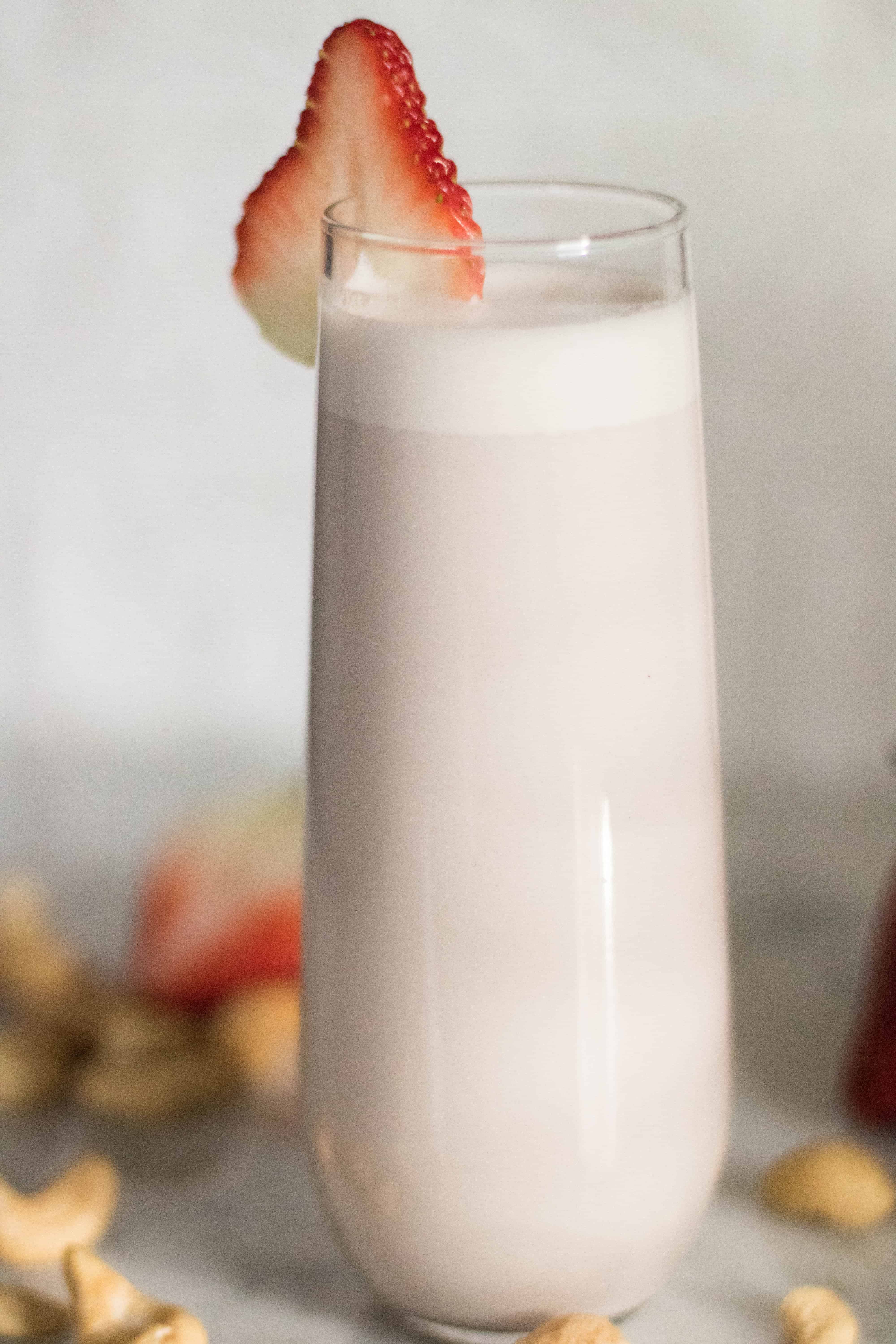 strawberry and cashew nut milk