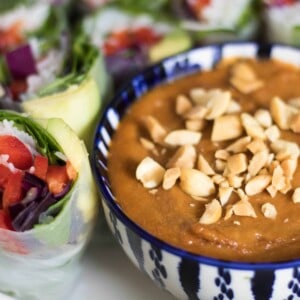 Peanut dipping sauce