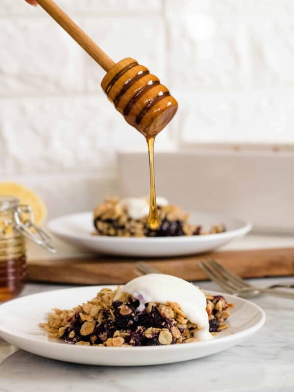 Blueberry crisp low sugar