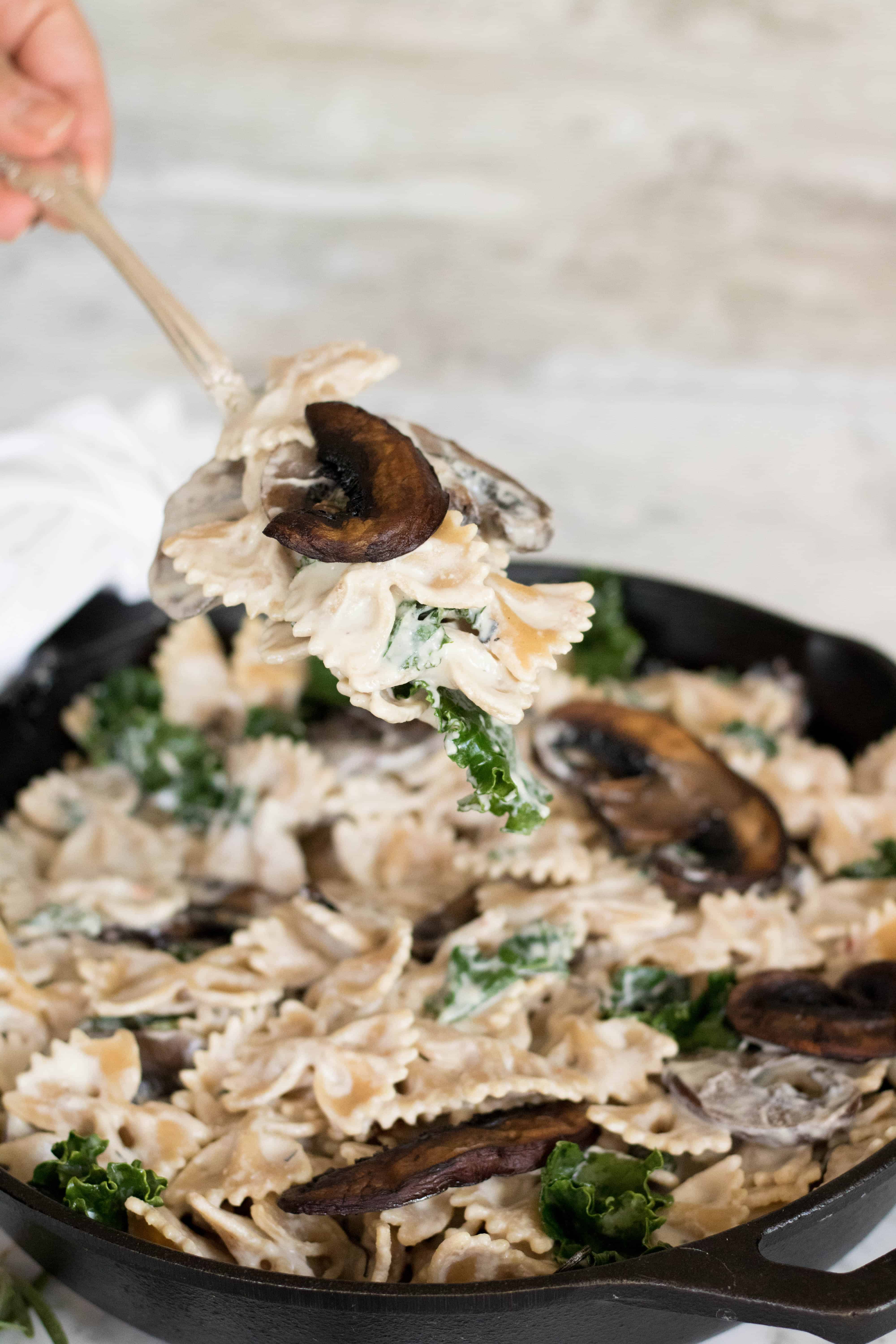 Vegan creamy mushroom pasta