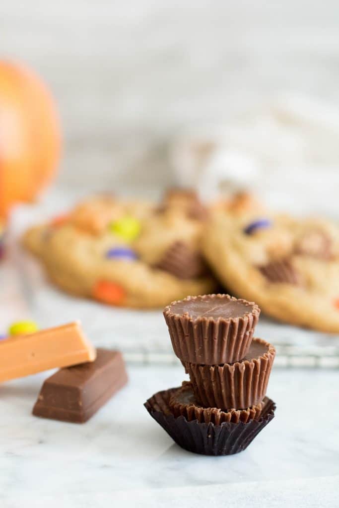 Reese's stack of 3 little halloween chocolates