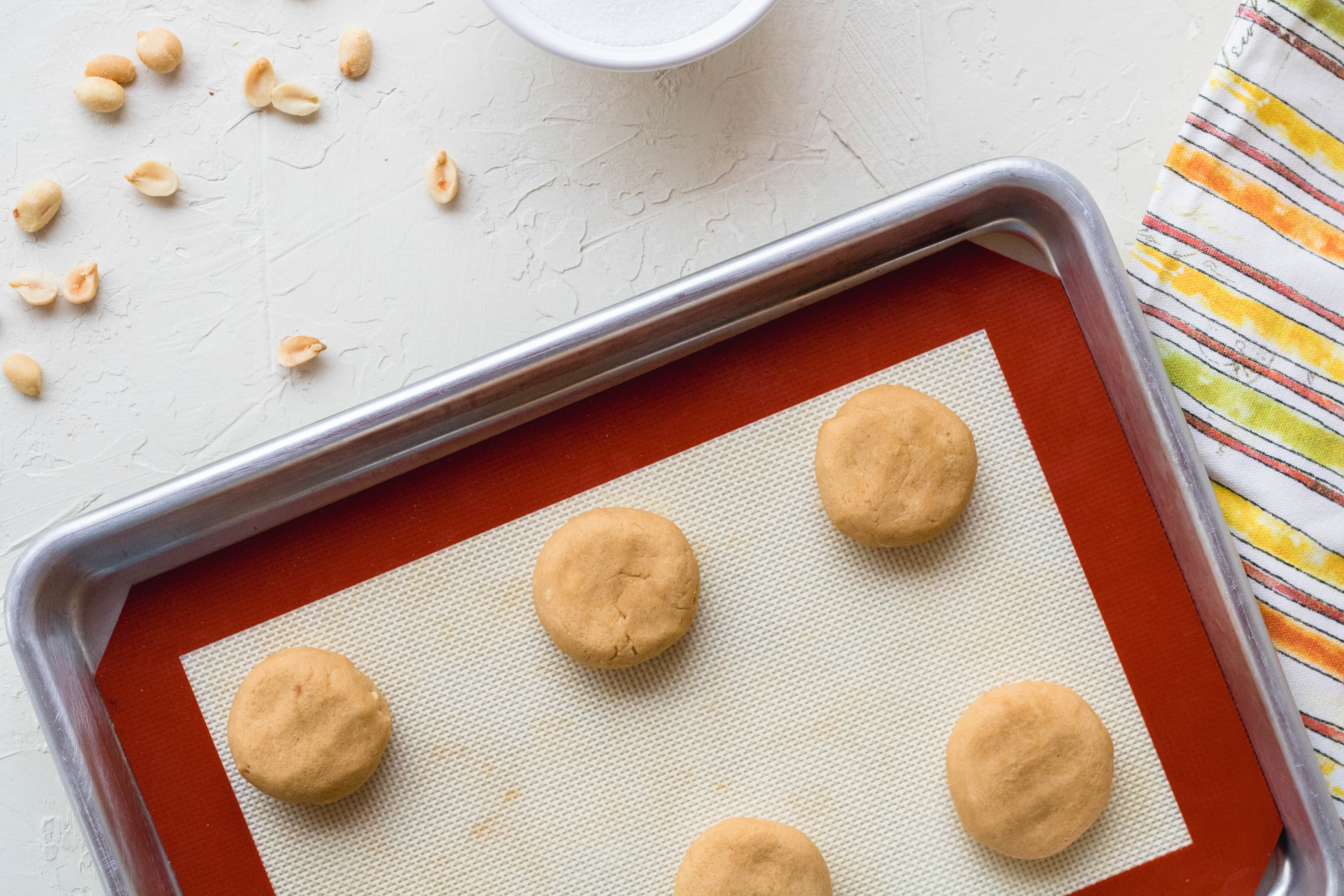 steps on how to make the best small batch peanut butter cookies