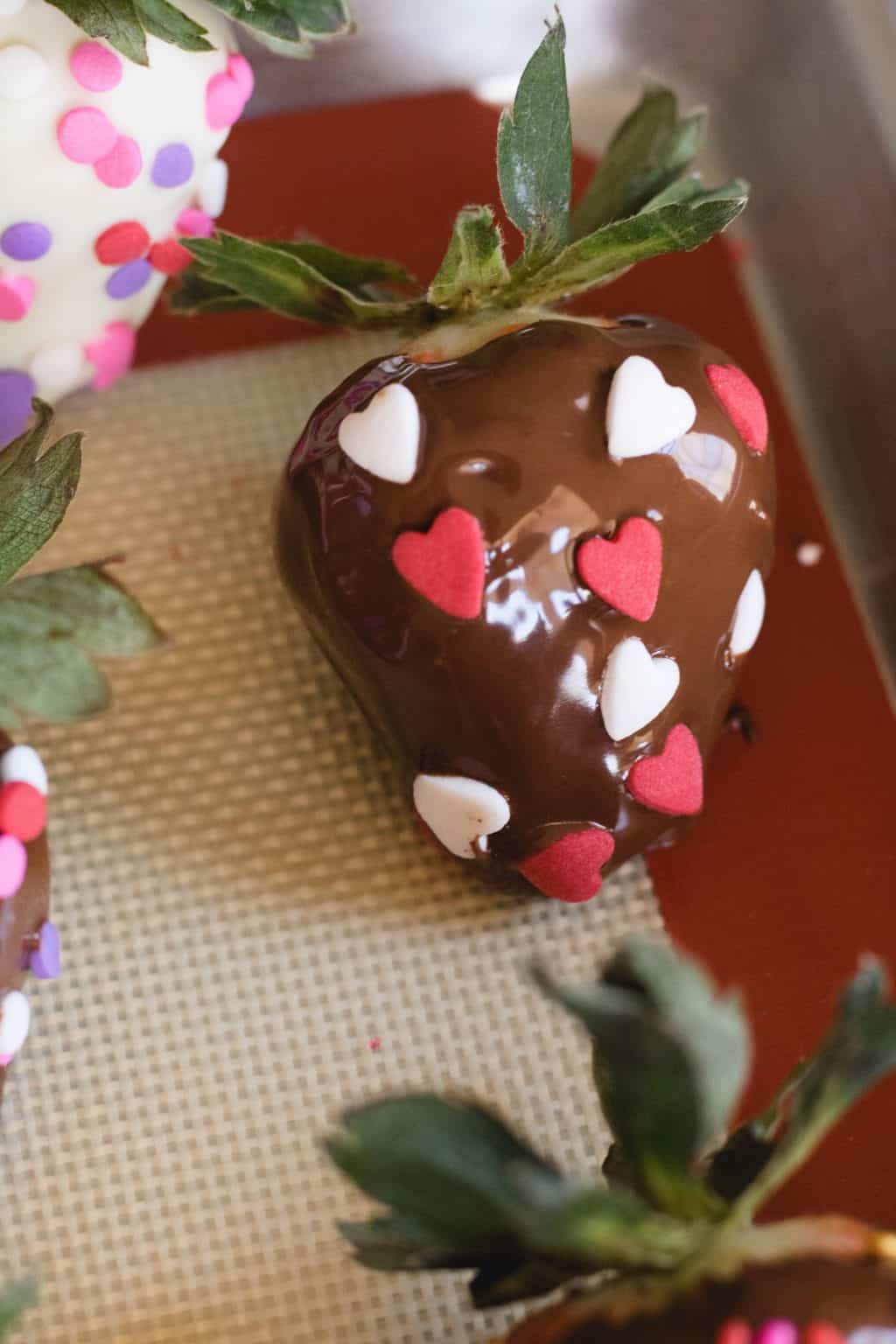 Chocolate Dipped Strawberries recipe | Lifestyle of a Foodie