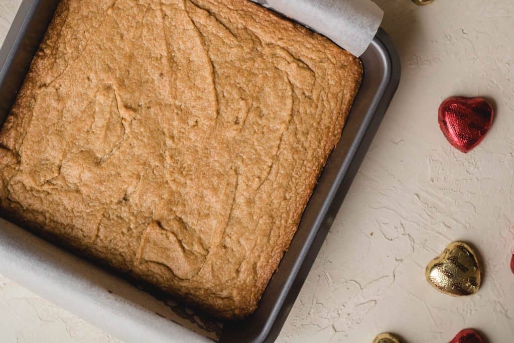 peanut butter blondie batter making