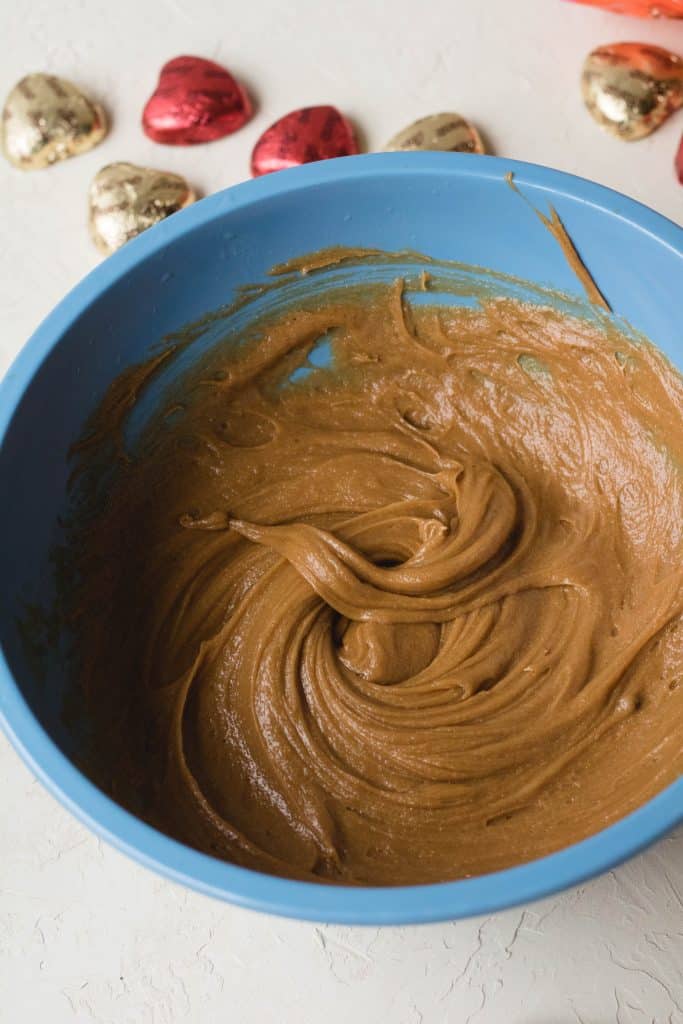 peanut butter blondie batter making