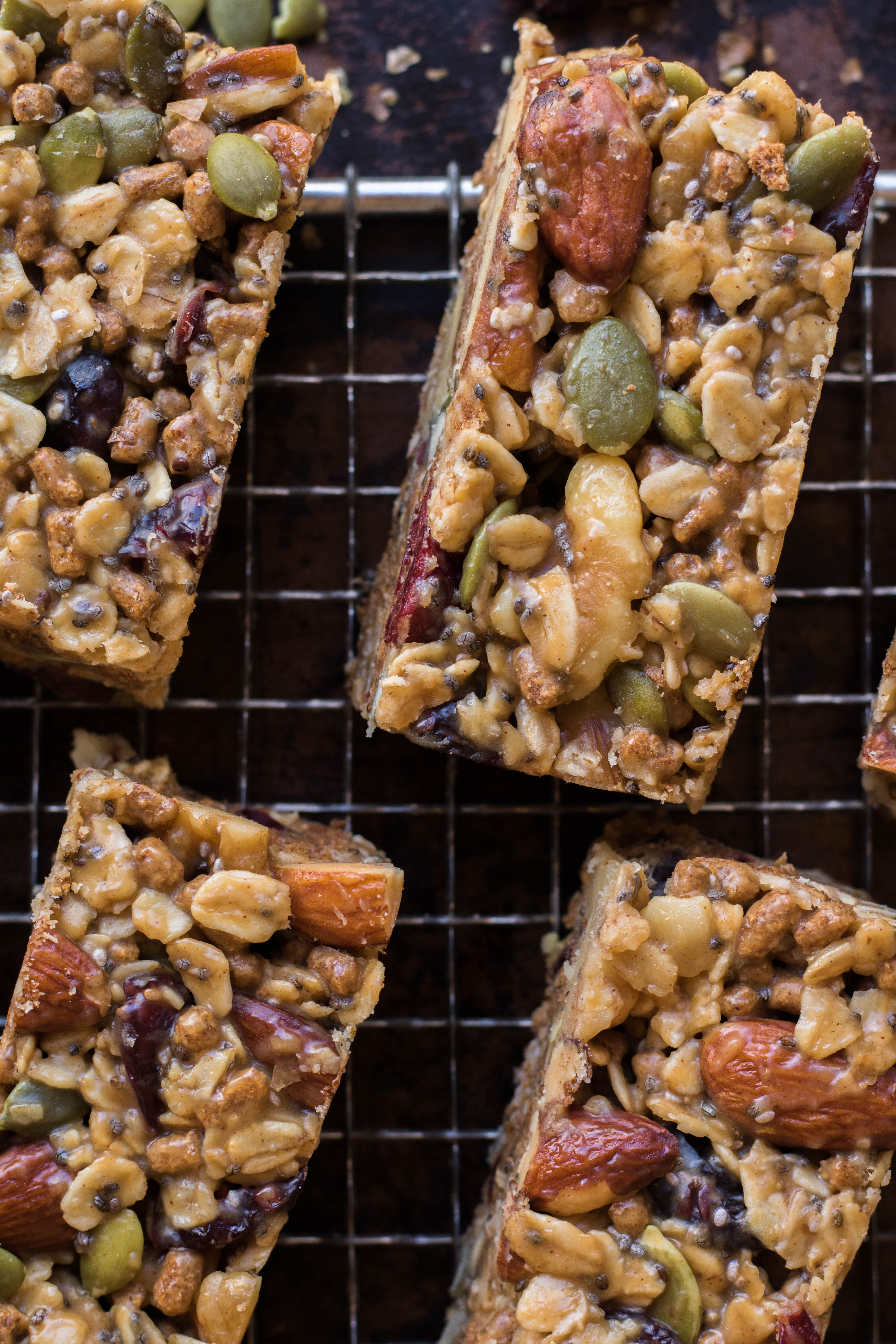 The easiest trail mix granola energy bars
