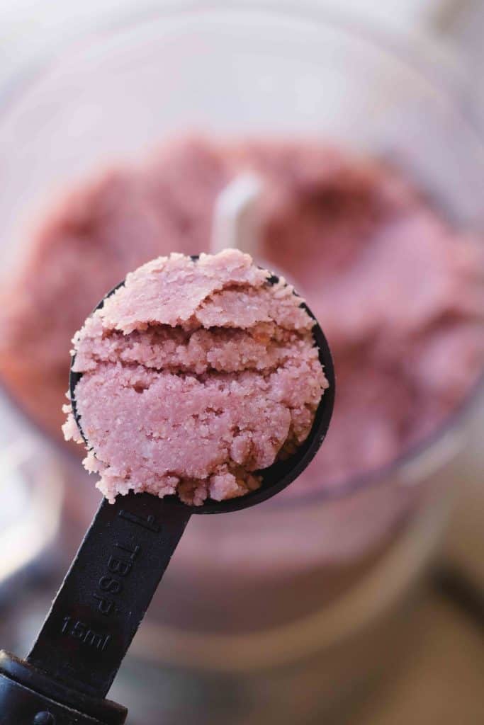How to make no bake coconut balls with raspberry