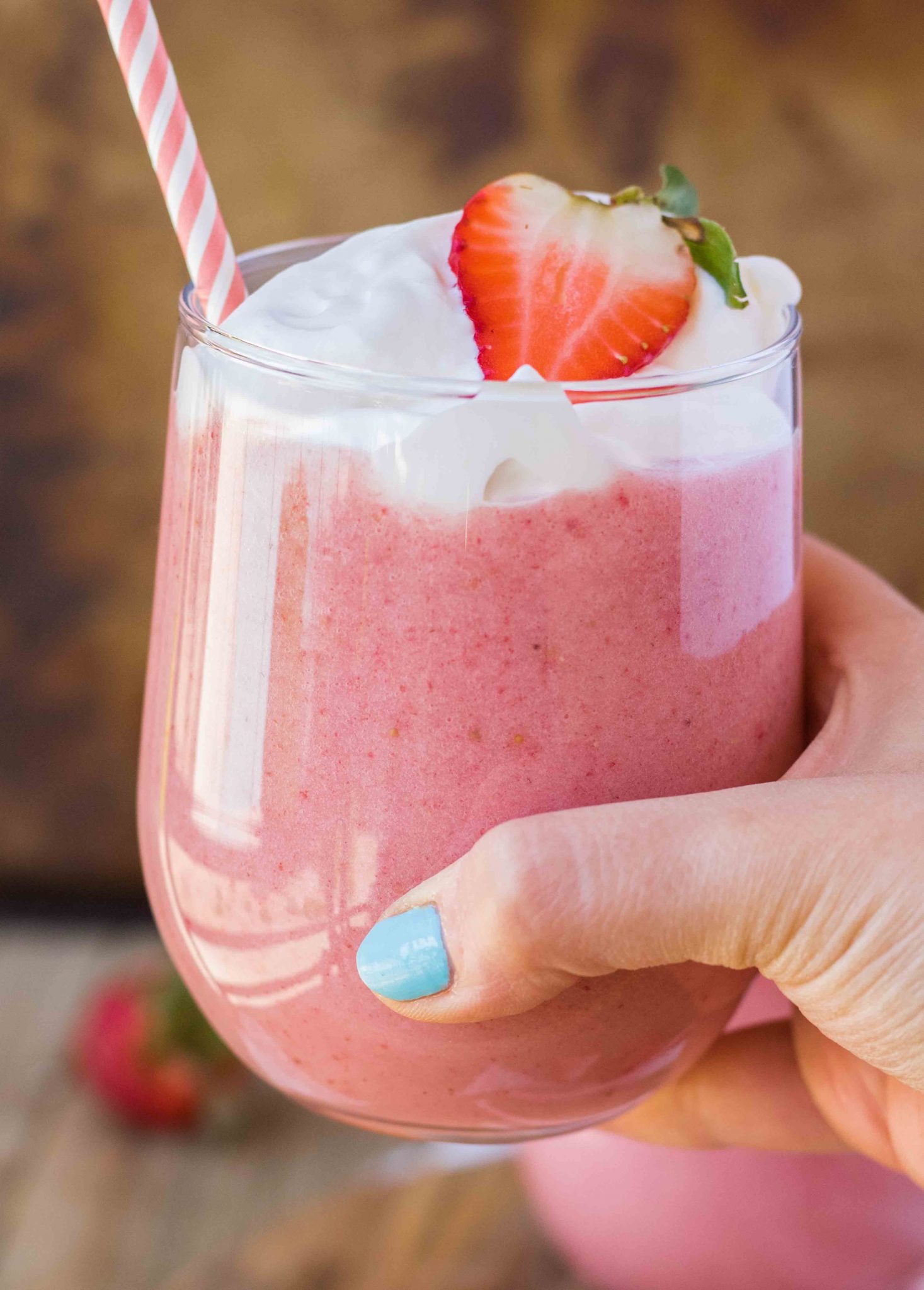 Strawberry banana yogurt smoothie | Lifestyle of a Foodie