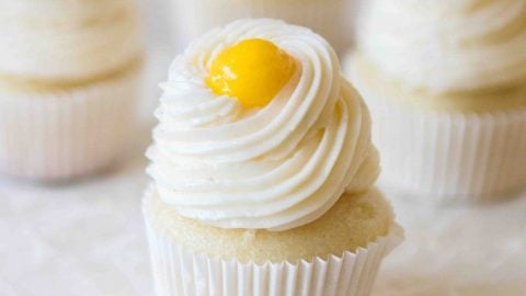 Featured image of post How to Make Lemon Italian Meringue Buttercream