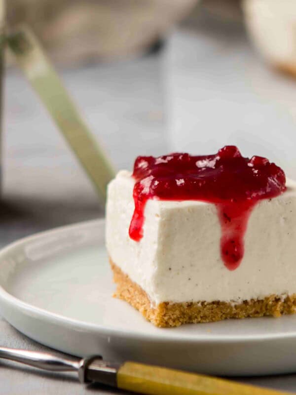 no bake creamy vanilla bean cheesecake