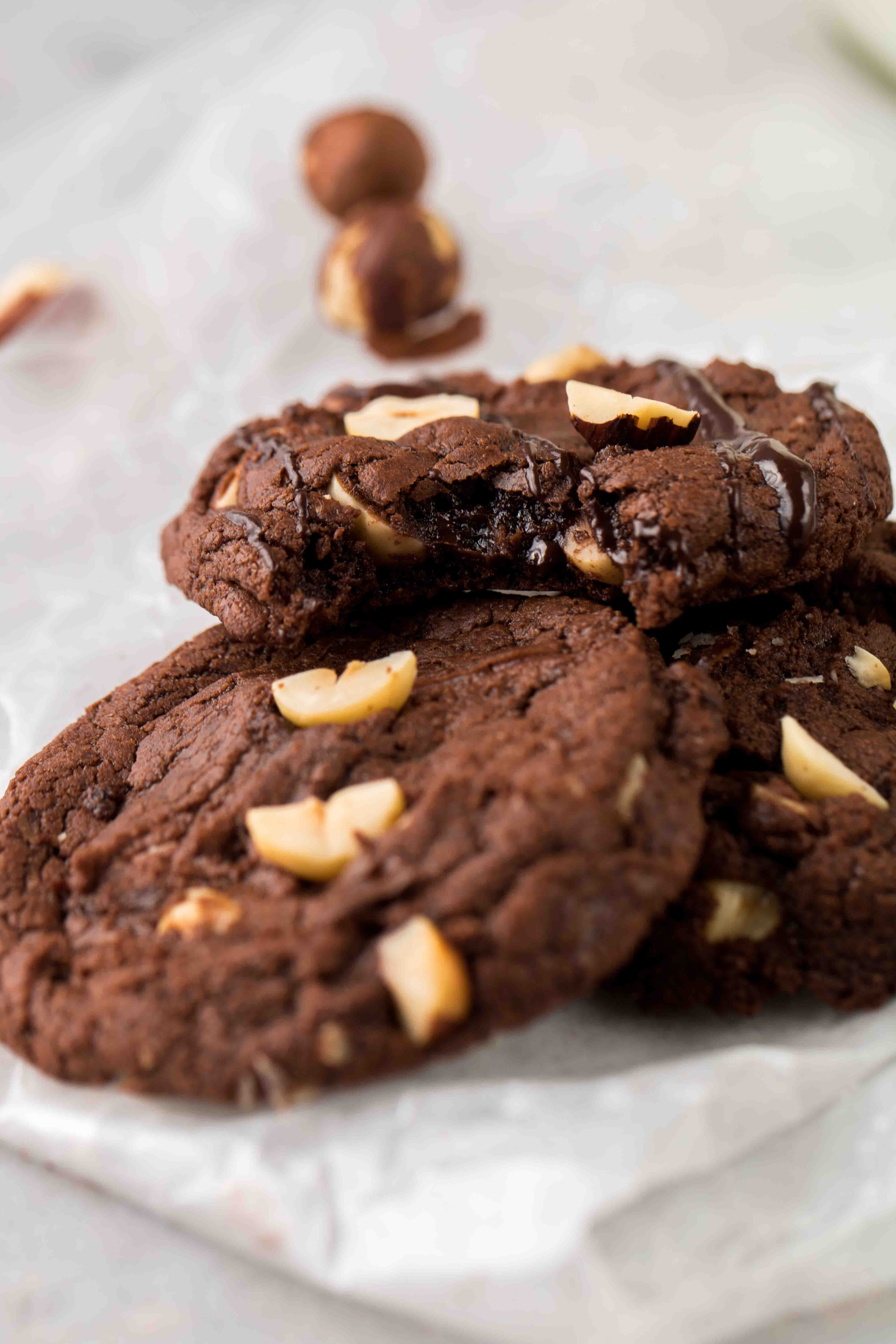 How to make fudgy brownie cookies with hazelnuts