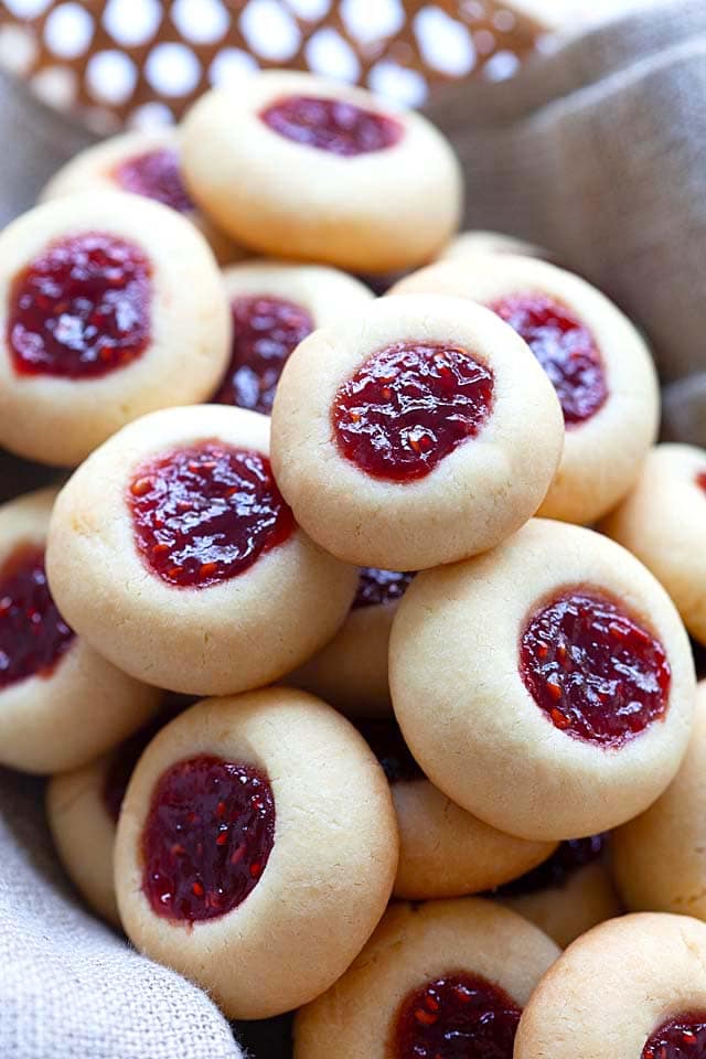 Raspberry thumbprint cookies for the holidays