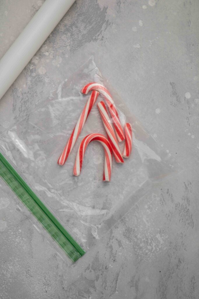 step by step to make candy cane shortbread