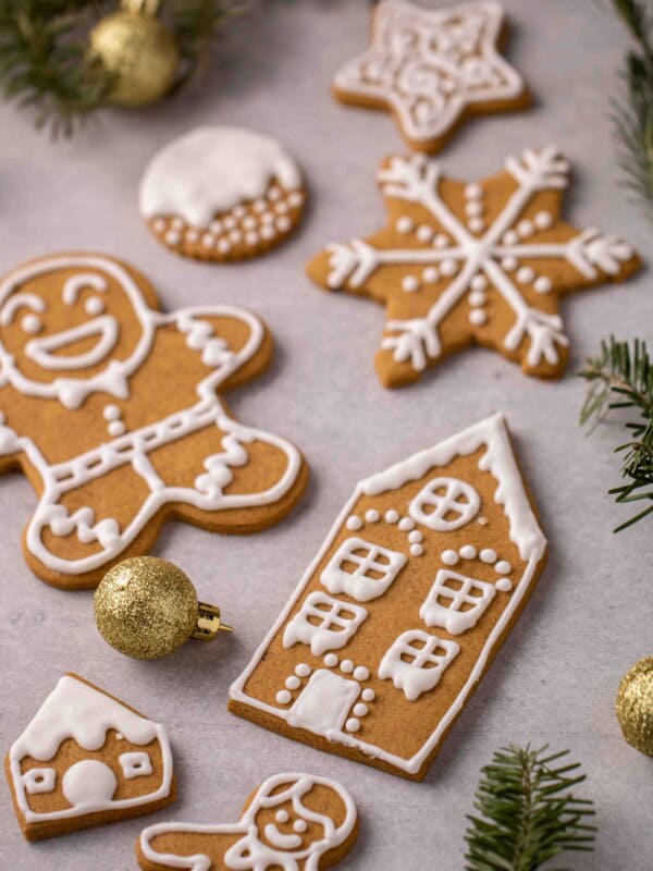 Easy cutout gingerbread cookie recipe