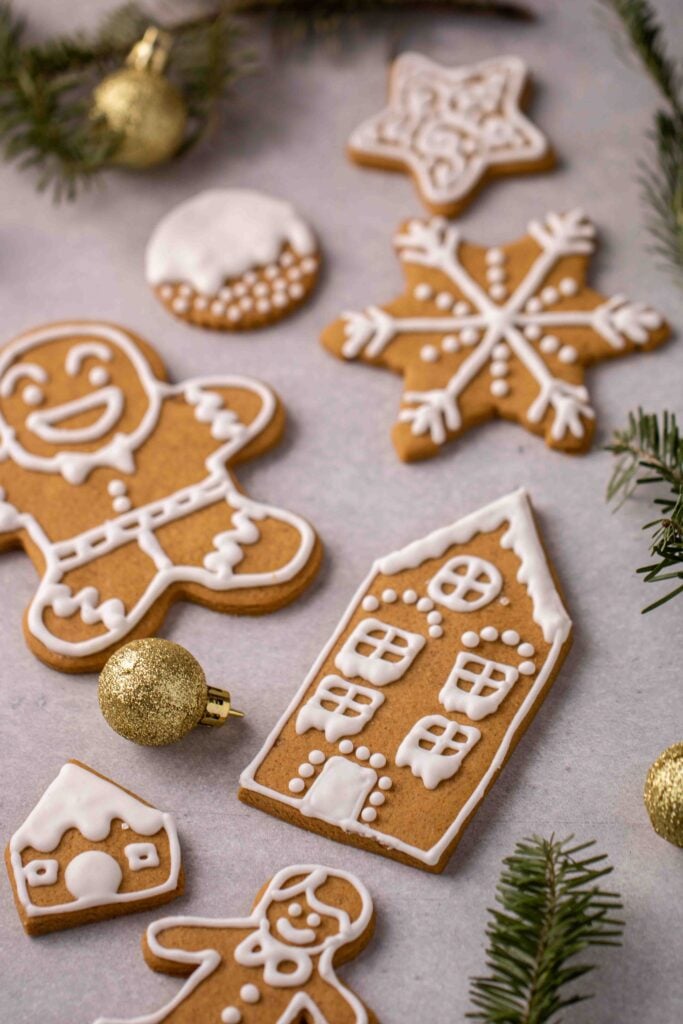 Easy cutout gingerbread cookie recipe