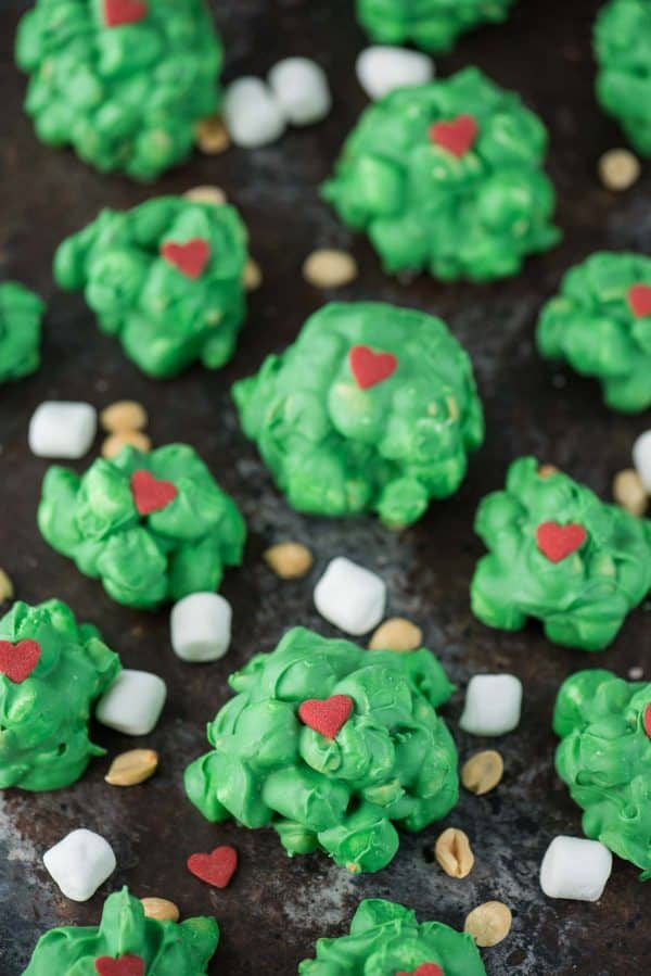 Grinch peanut cluster to make with kids