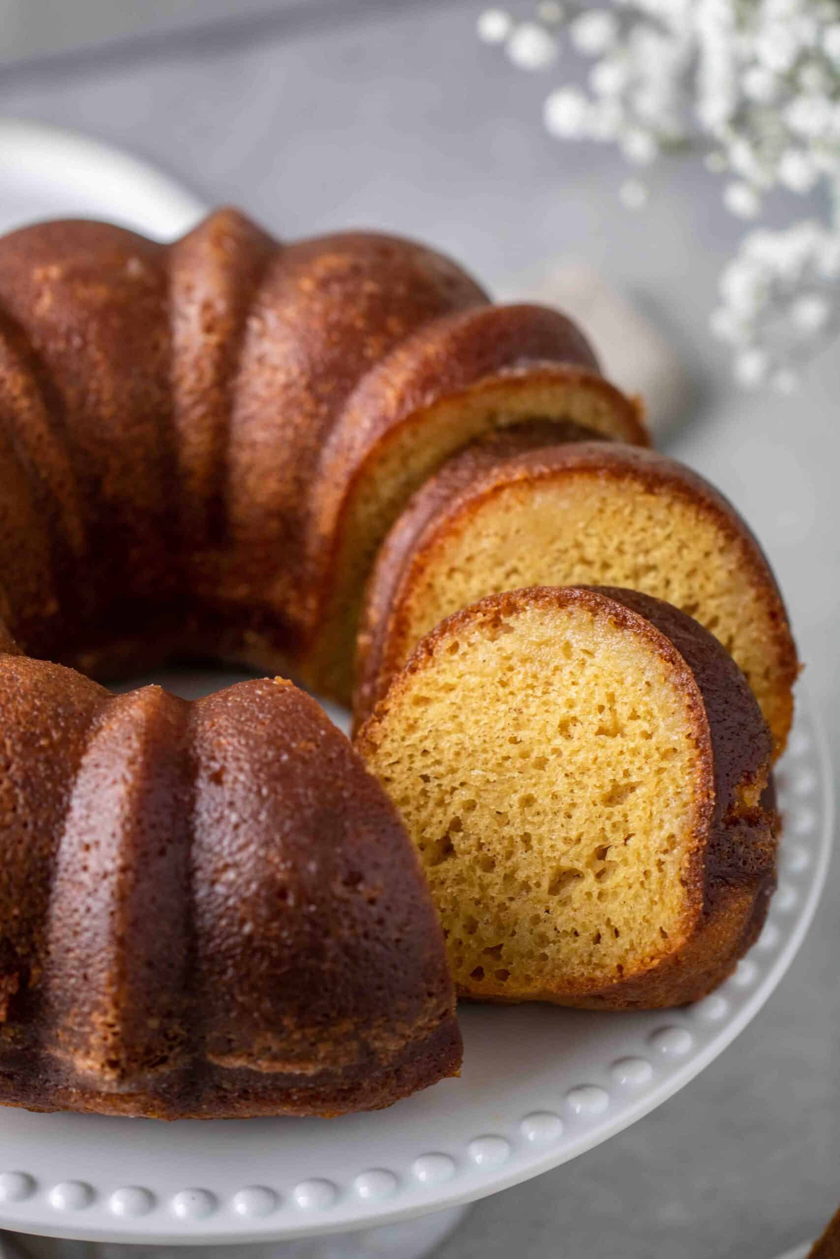The best crack cake bundt cake ever! (not too sweet) Lifestyle of a
