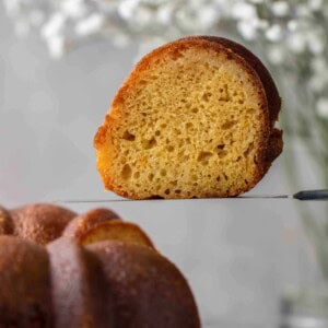 How to store crack cake?