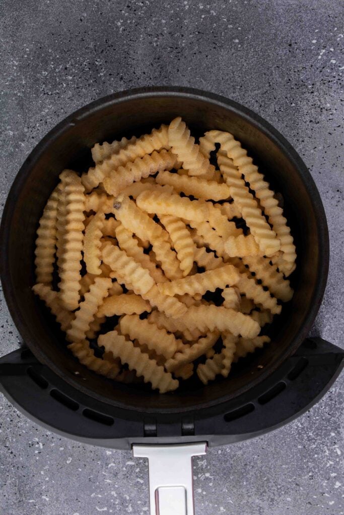 Step by step to make frozen french fries in the air fryer