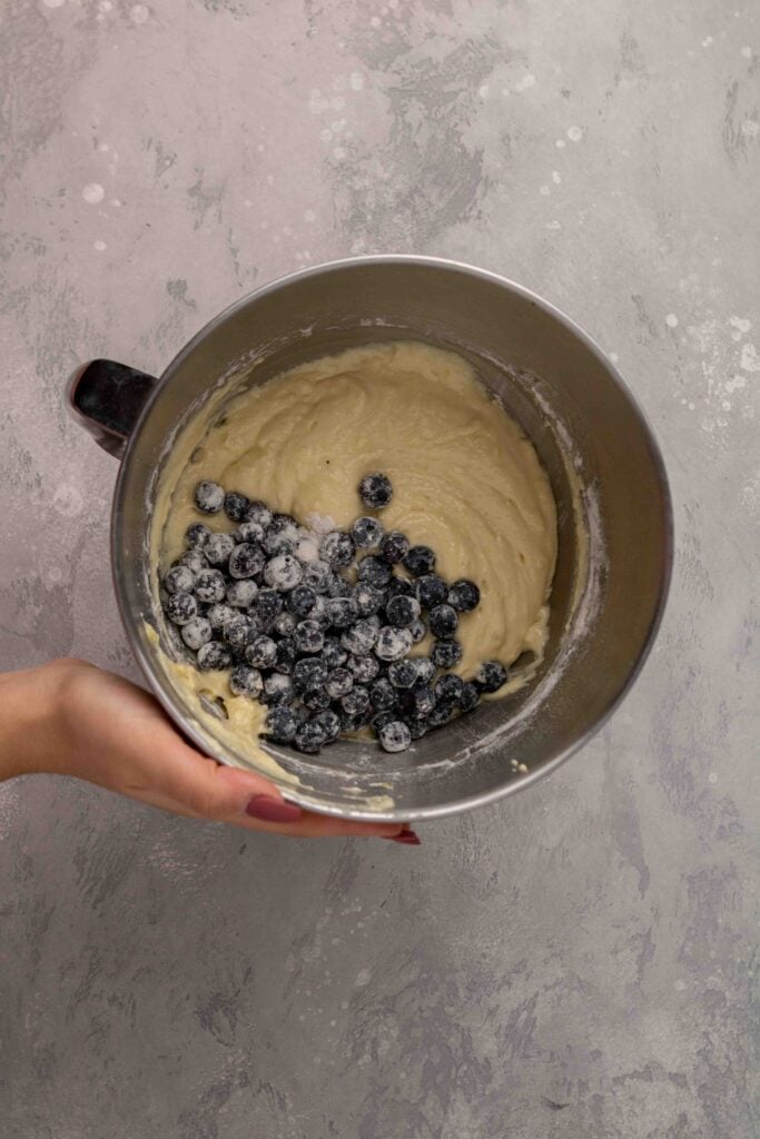 Blueberries coated in flour