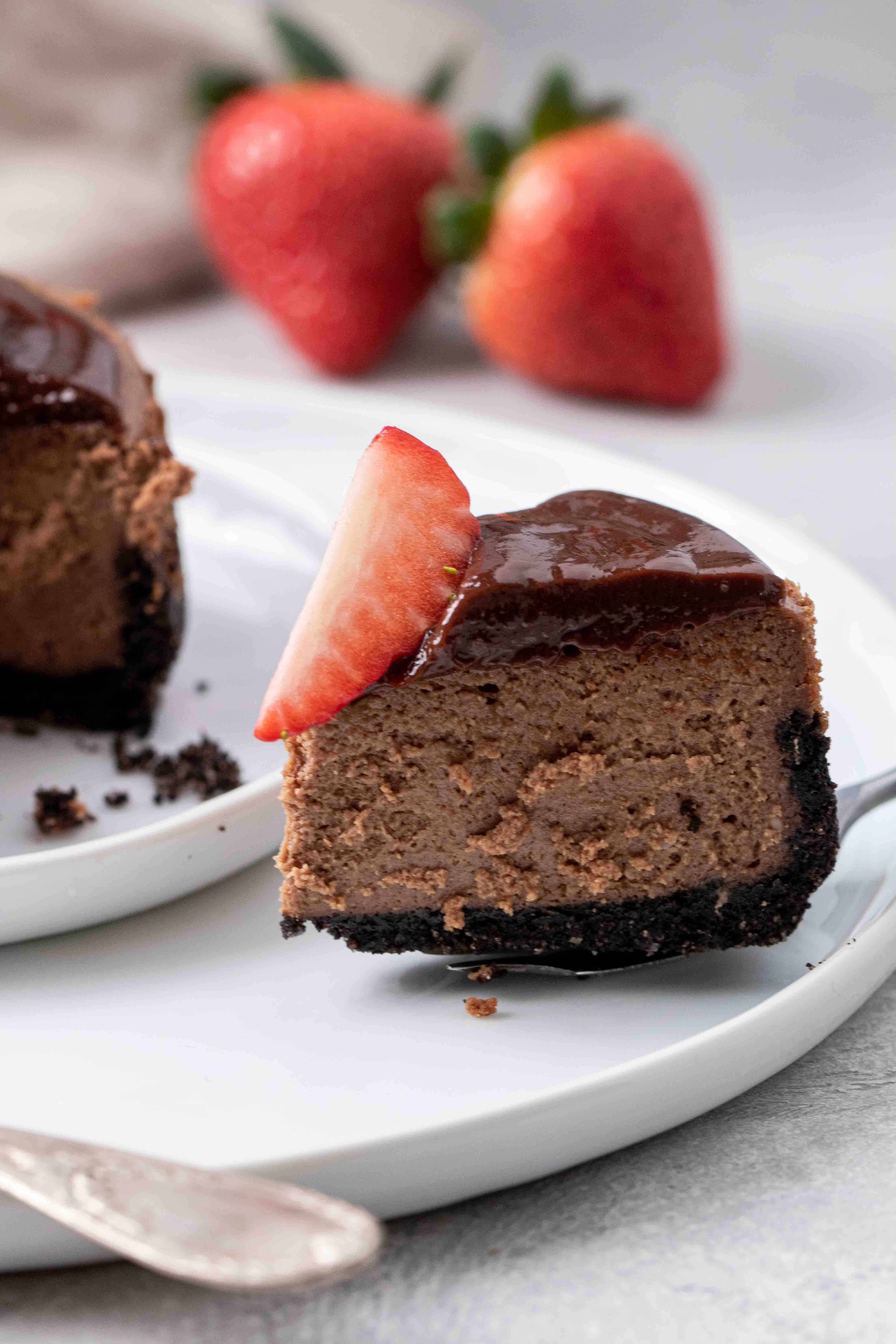 https://lifestyleofafoodie.com/wp-content/uploads/2021/02/4-inch-chocolate-cheesecake-mini-recipe-20-of-34.jpg