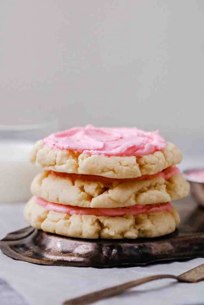Pink chilled sugar cookies