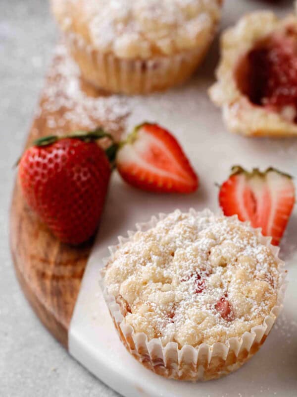 Strawberry jam muffin with streusel