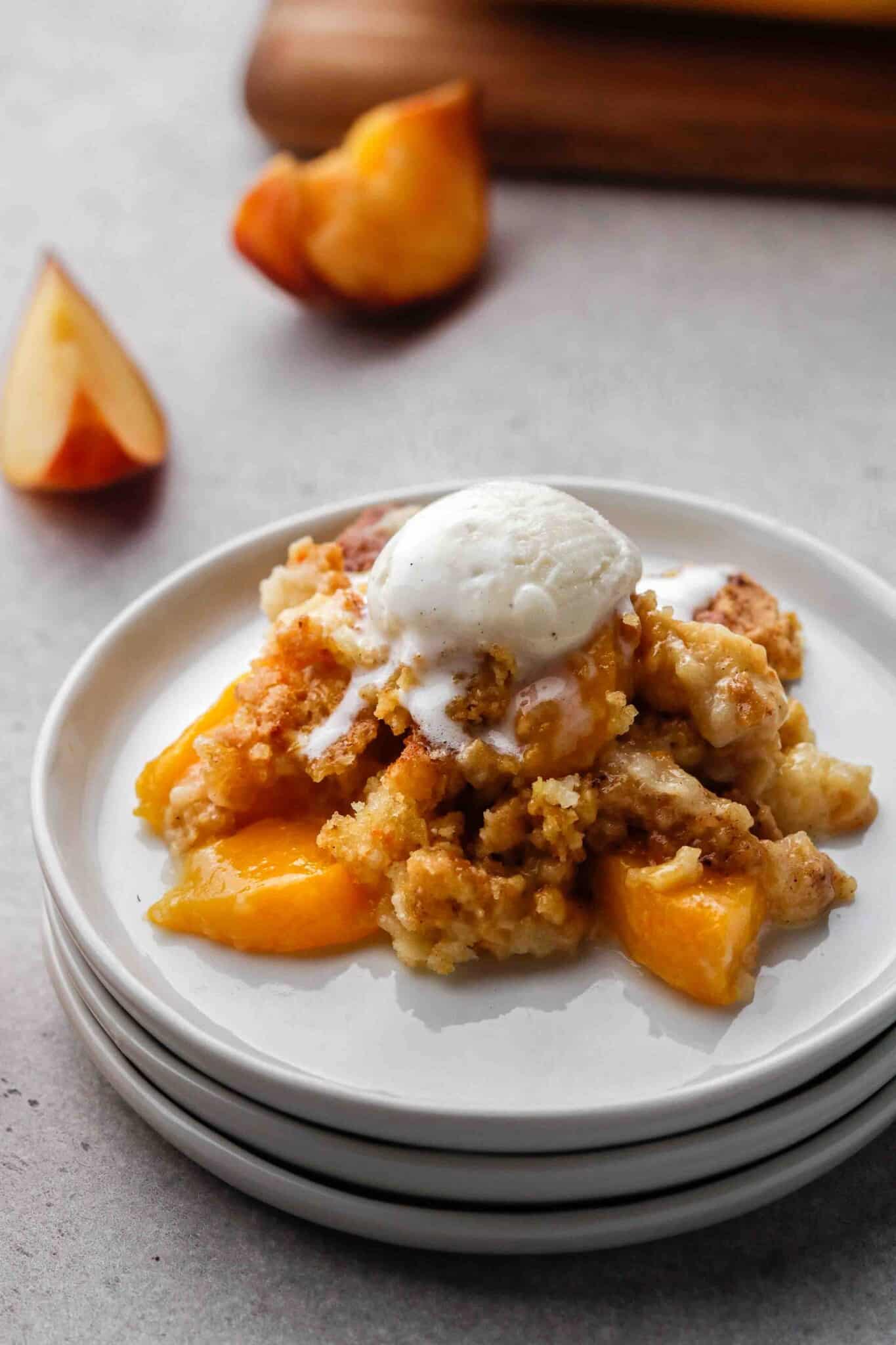 Easy 3-Ingredient Peach Cobbler With Cake Mix - Lifestyle of a Foodie