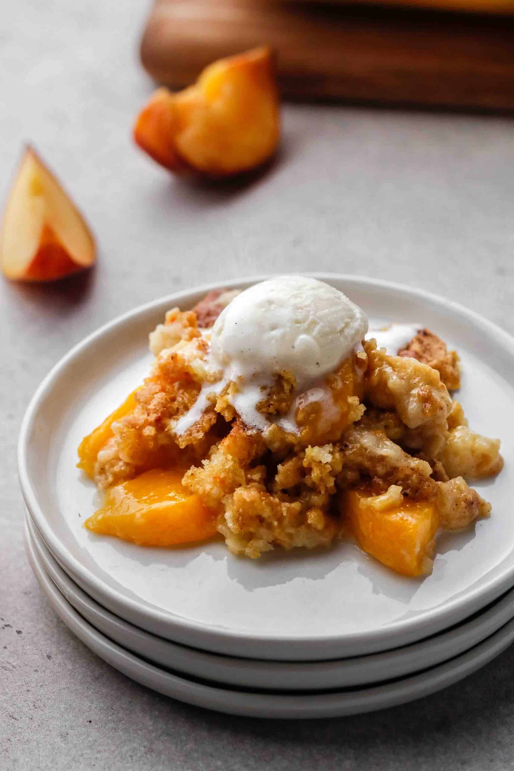 Easy 3Ingredient Peach Cobbler With Cake Mix Lifestyle of a Foodie