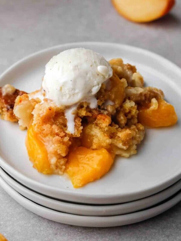 Peach cobbler with cake mix