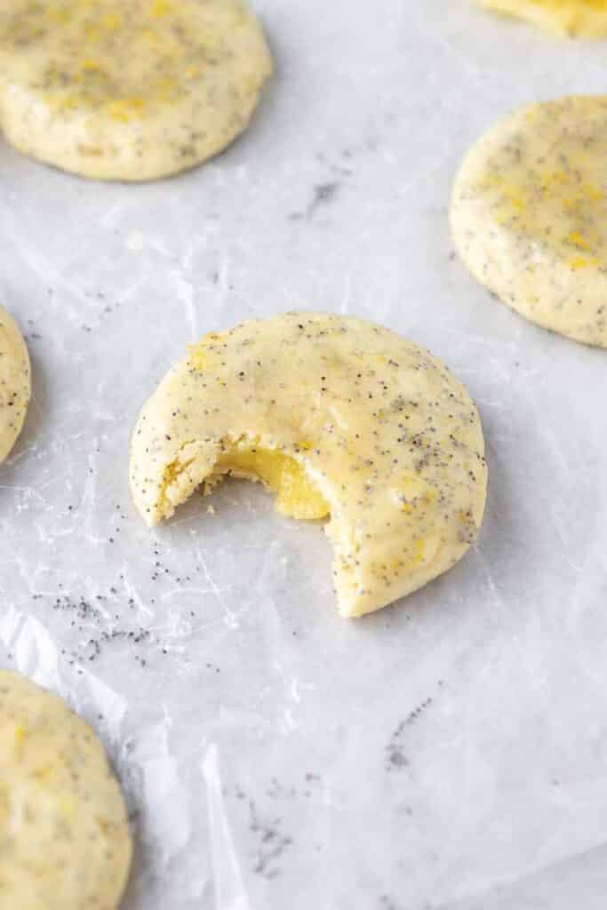 lemon curd stuffed cookies