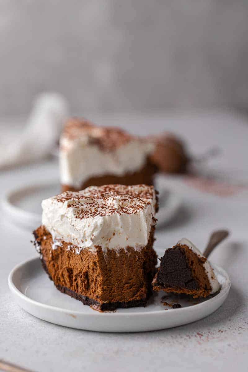 No Bake Chocolate Pie with Oreo Crust - Lifestyle of a Foodie