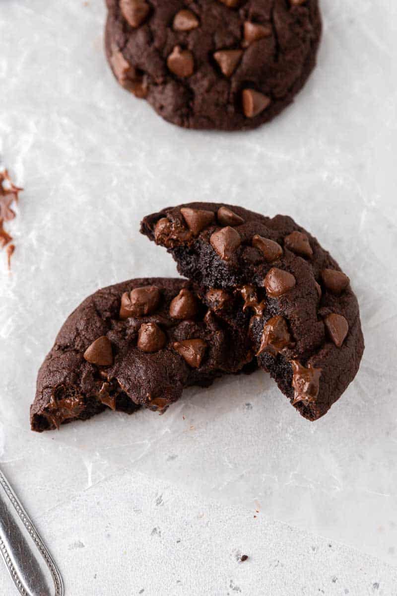 Crumbl Dark Dream Cookies Chocolate Chocolate chip Cookies