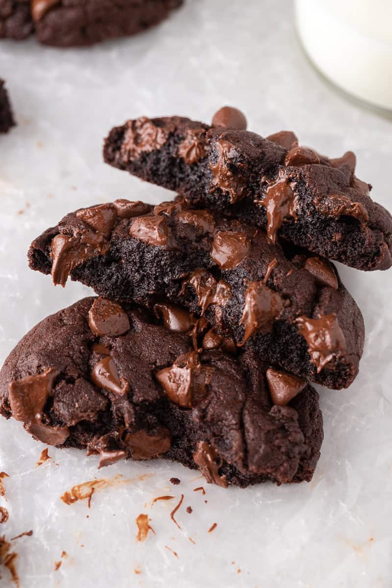 cookies with dark chocolate