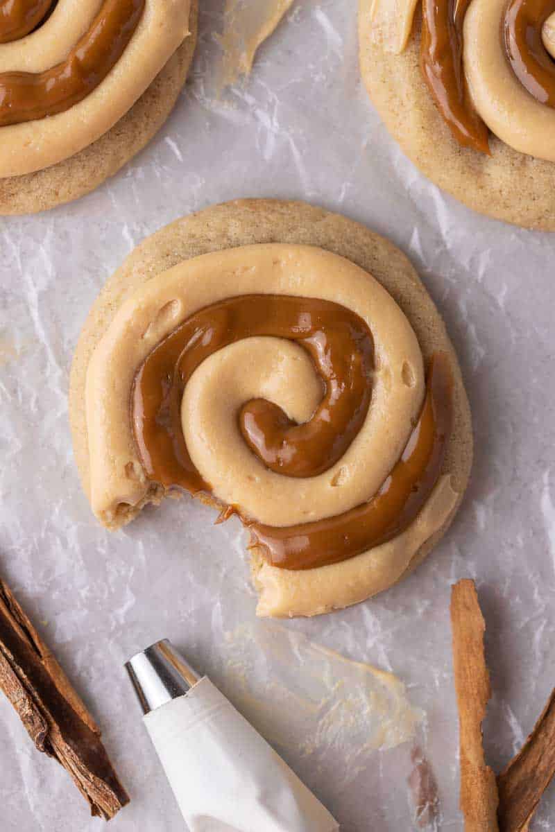 Crumbl Dulce de leche cookies