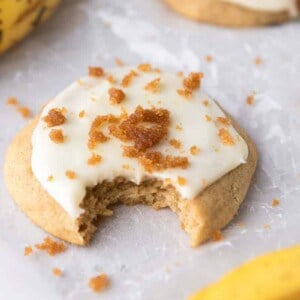 Crumbl banana bread cookies
