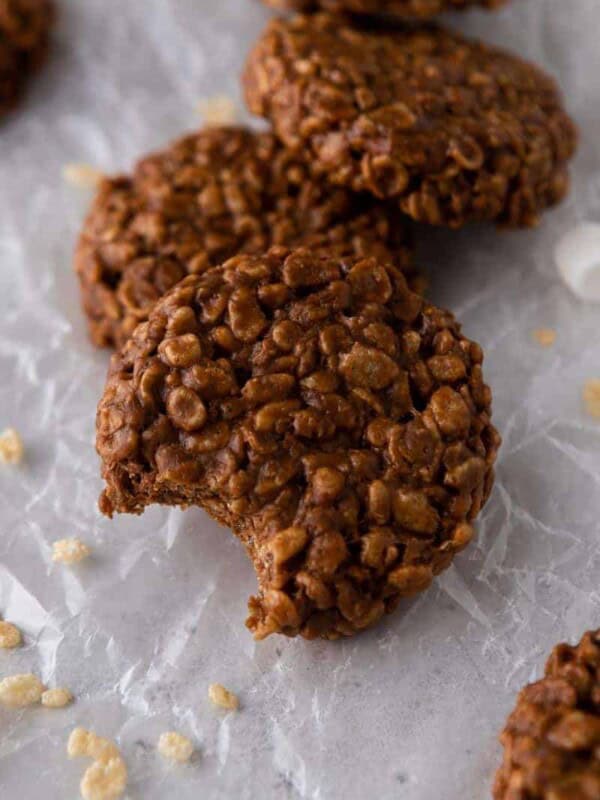 Crumbl chocolate crunch cookies