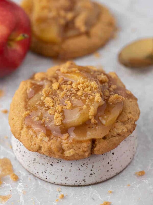 Crumbl apple pie cookies