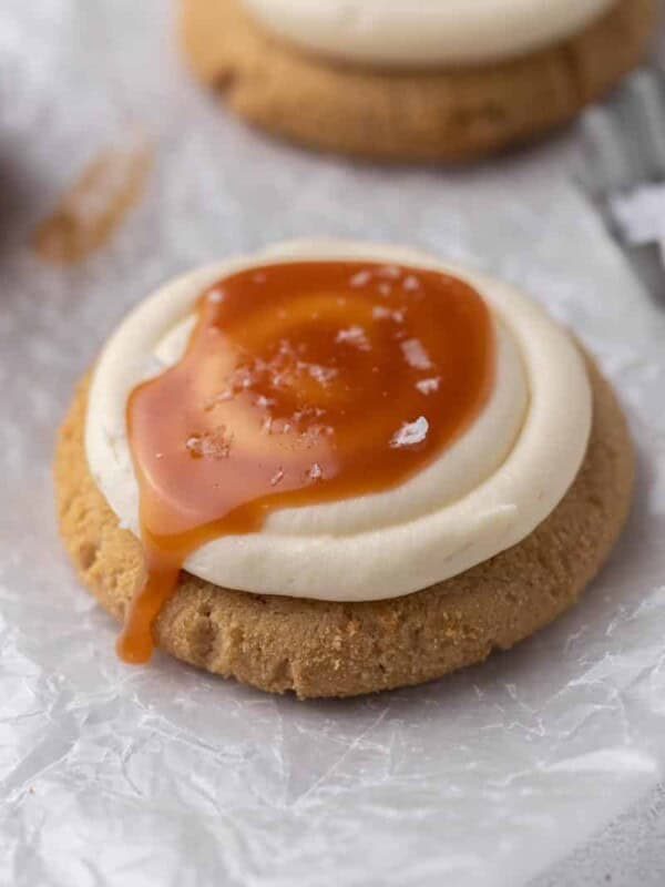 Crumbl salted caramel cheesecake cookies