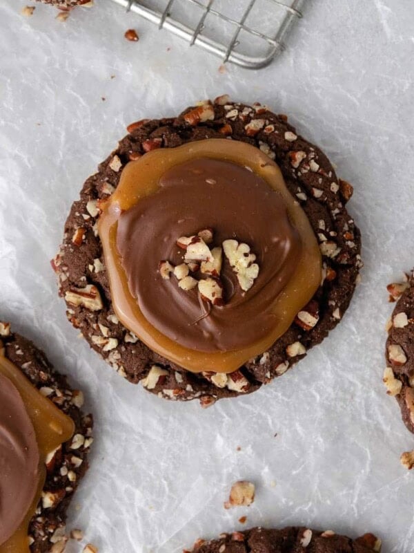 Crumbl turtle cookies