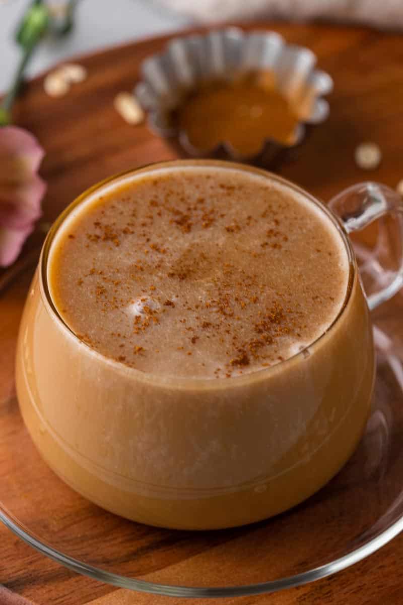 https://lifestyleofafoodie.com/wp-content/uploads/2021/12/Honey-oatmilk-latte-recipe-5-of-11.jpg