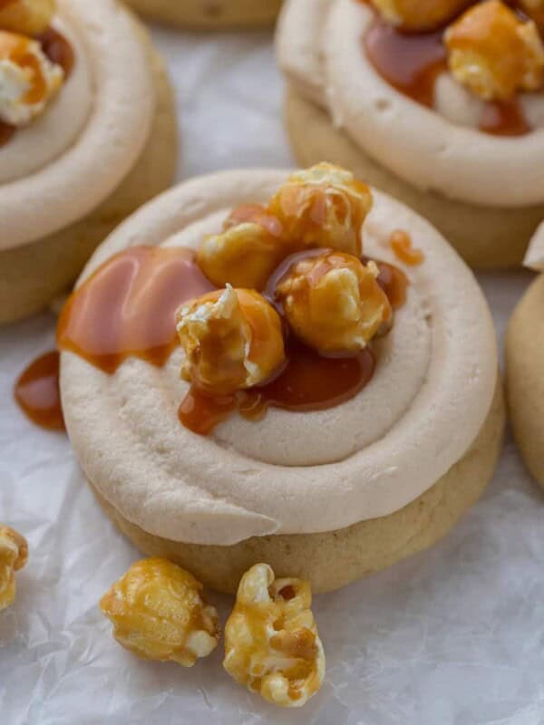 Crumbl caramel popcorn cookies cookies