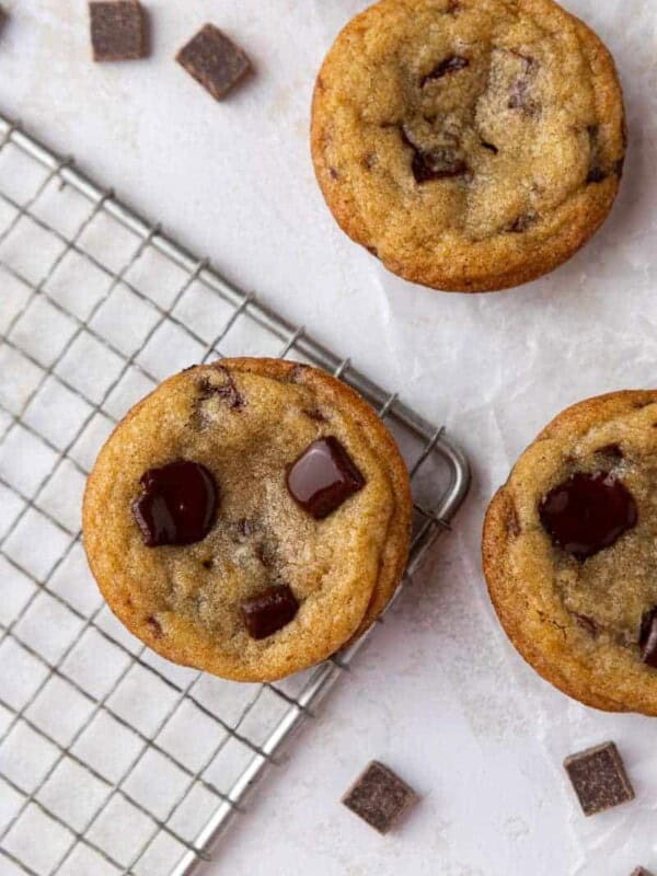 chocolate chip Crumbl cookie cups