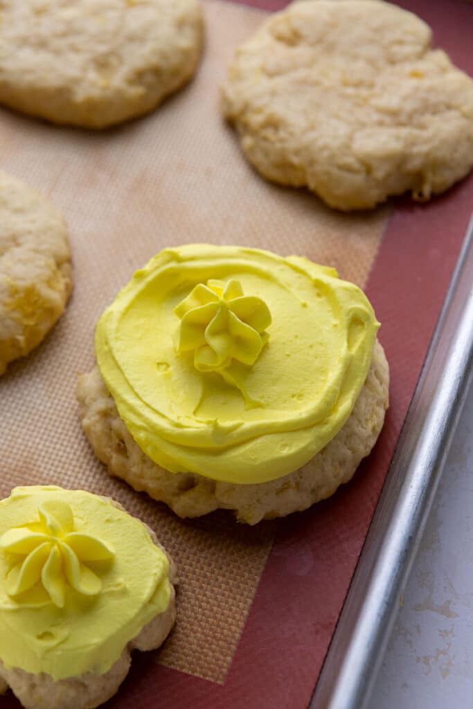 Crumbl Dole Whip Cookies 