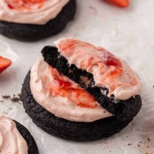 Chocolate strawberry cheesecake cookies