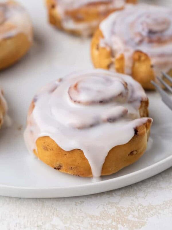 Air fryer cinnamon rolls