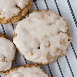 iced oatmeal cookies