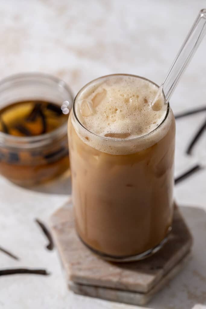 Starbucks Toasted vanilla oatmilk shaken espresso 