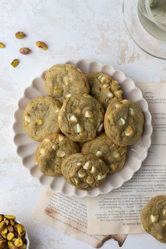 Baked pistachio cookies on plate. 