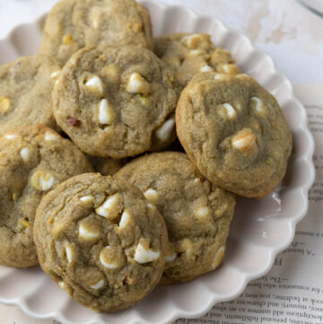 Pistachio pudding white chocolate chip cookies on a plate